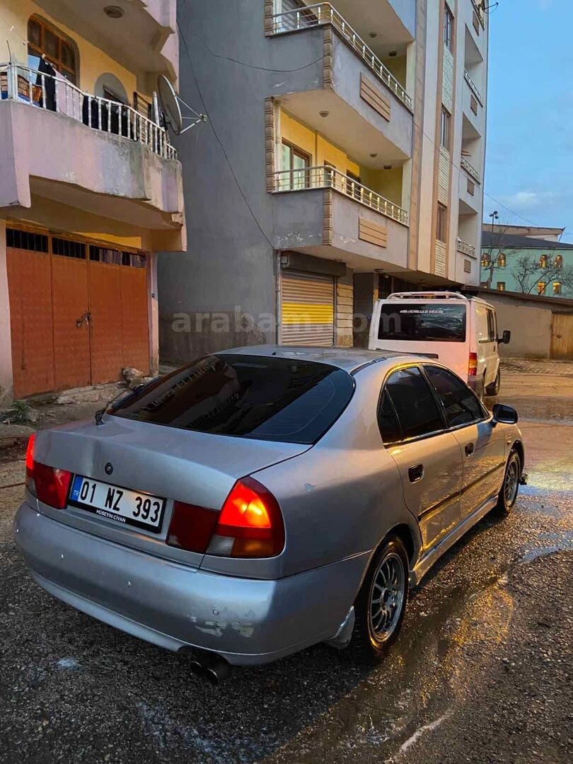 Sahibinden Mitsubishi Carisma 1.6 GLX 2000 Model Hakkari 350.000 km Gri (Gümüş) 4