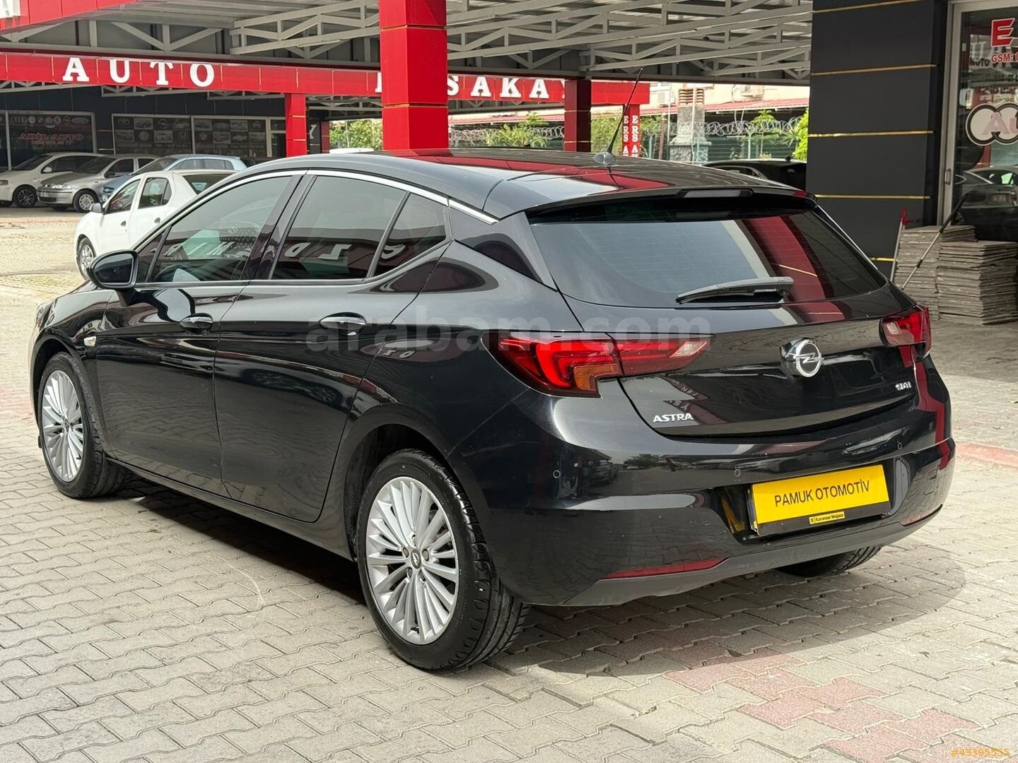 Galeriden Opel Astra 1.6 CDTI Dynamic 2017 Model Adana 73.000 km Siyah 3