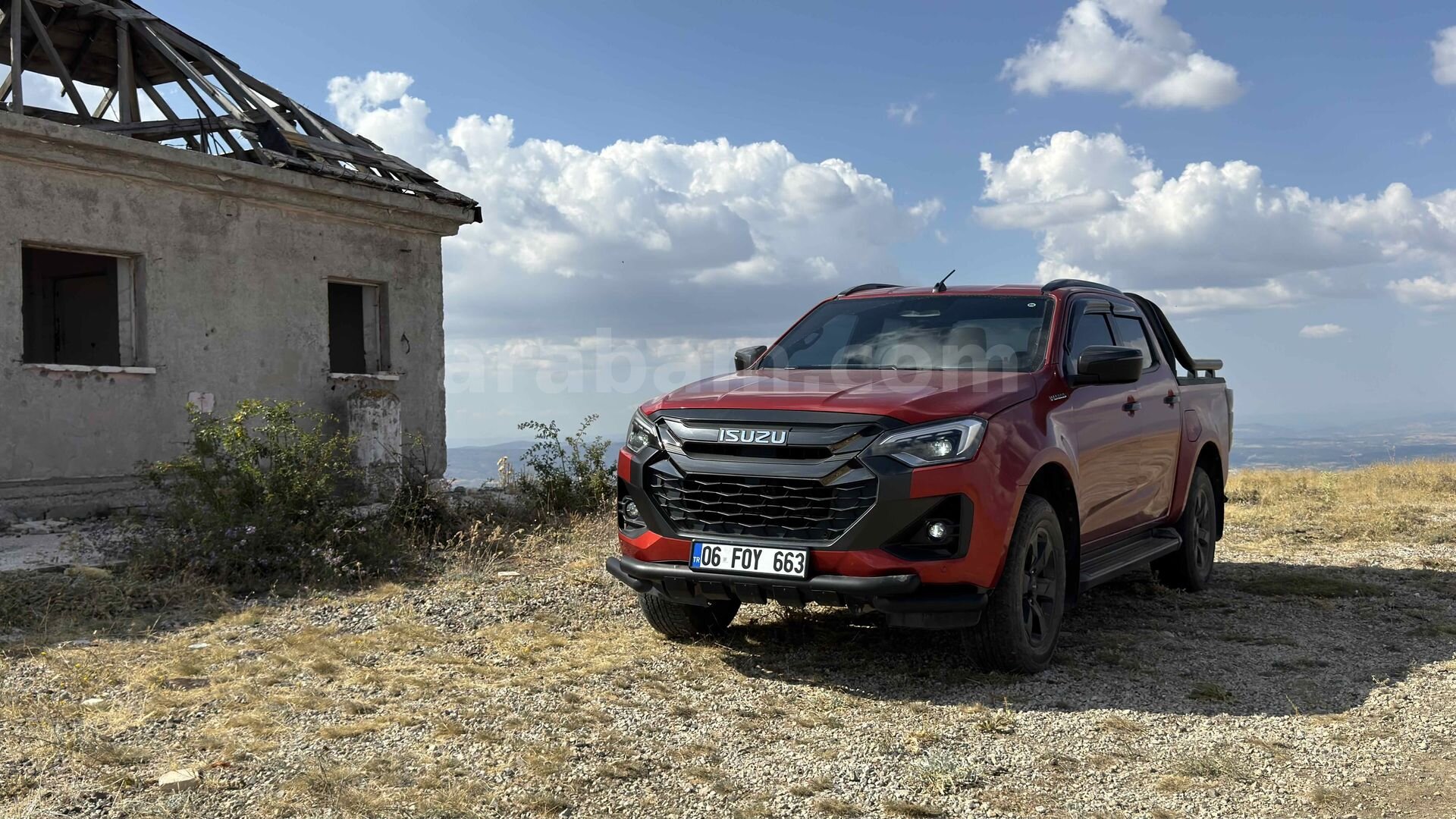 Sahibinden Isuzu D-Max 1.9 D 4x4 V-Cross 2025 Model 1