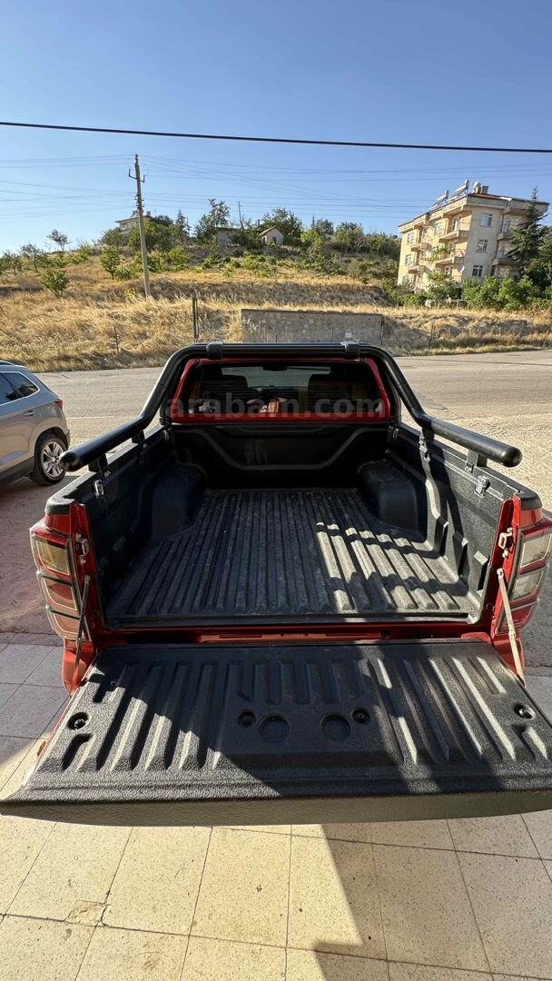 Sahibinden Isuzu D-Max 1.9 D 4x4 V-Cross 2025 Model 5