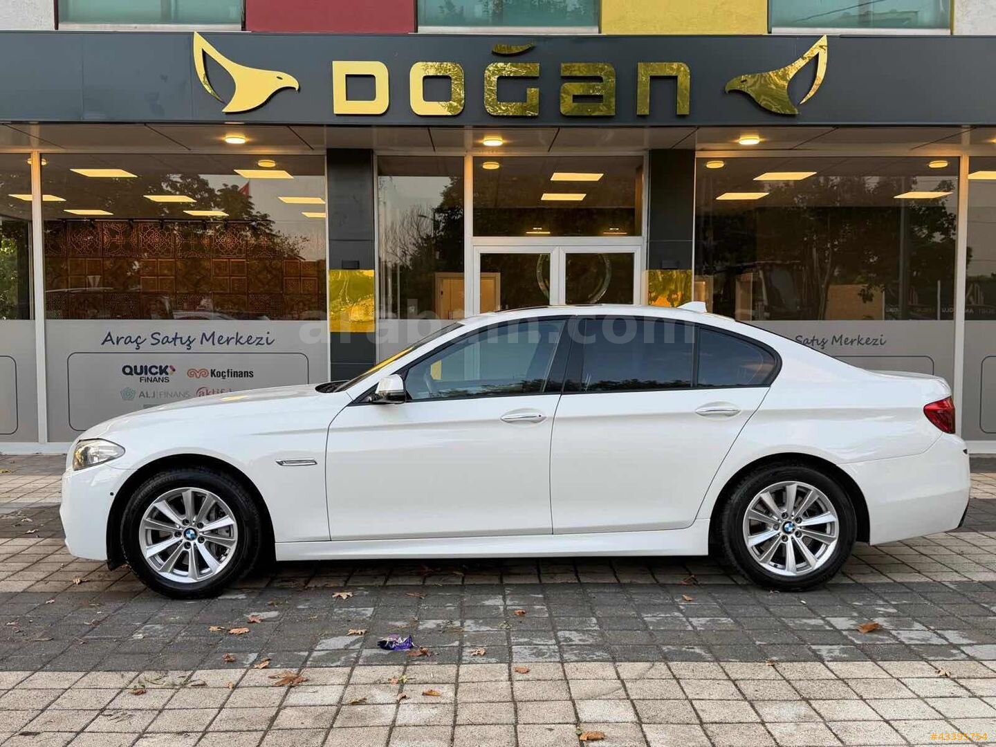 2015 BMW 525 xDrive Executive M Sport | SEDEFLİ BEYAZ | TAM DOLU 2