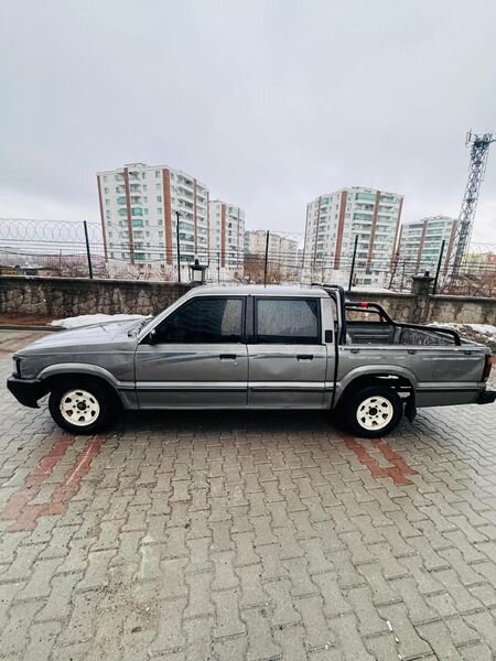 Sahibinden Mazda B2500 2.5 D 1998 Model