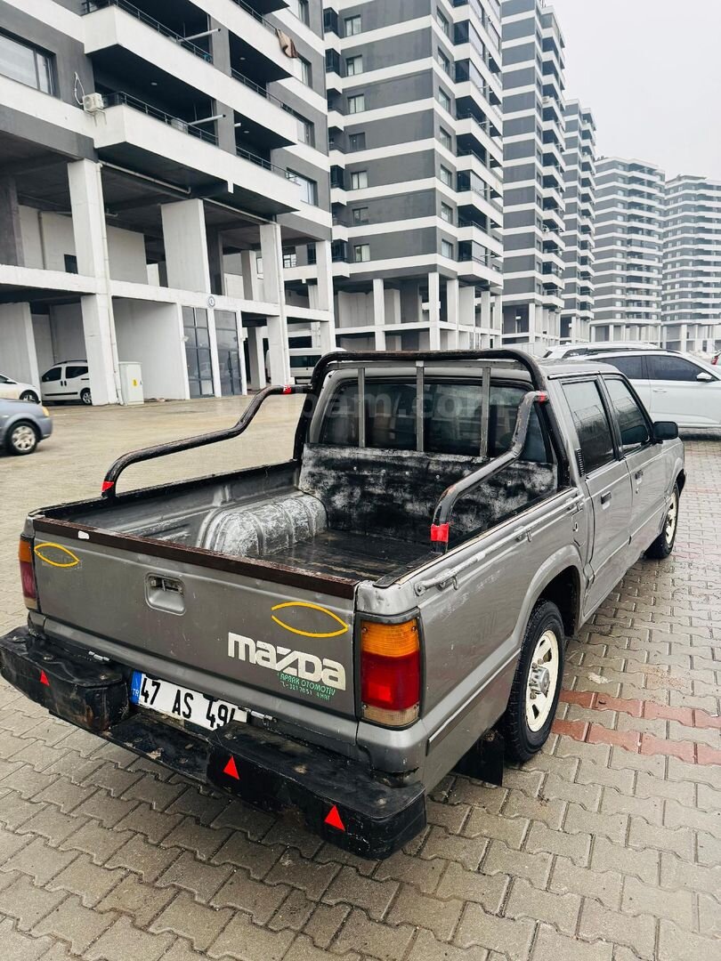 Sahibinden Mazda B2500 2.5 D 1998 Model 2