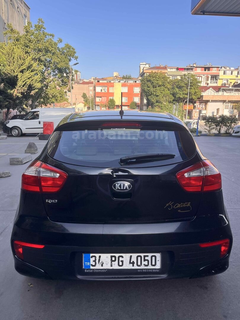 Sahibinden Kia Rio 1.4 CVVT Comfort 2015 Model İstanbul 118.000 km Siyah 6
