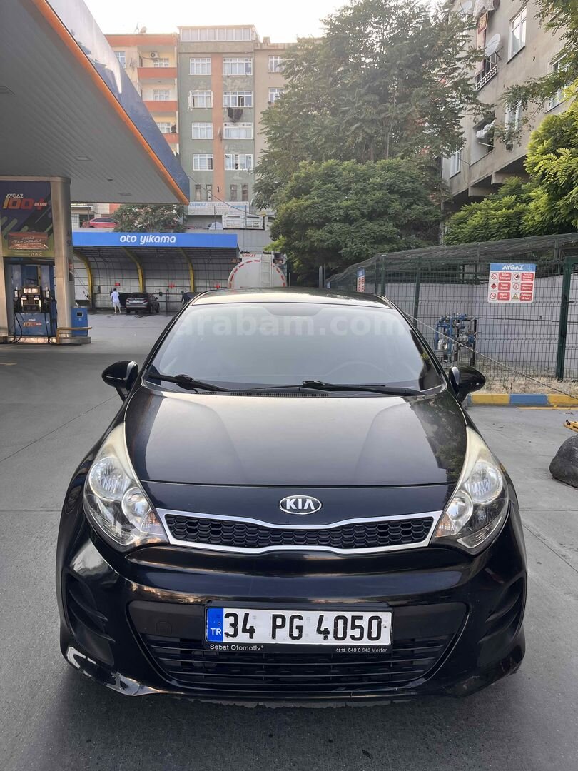 Sahibinden Kia Rio 1.4 CVVT Comfort 2015 Model İstanbul 118.000 km Siyah 3
