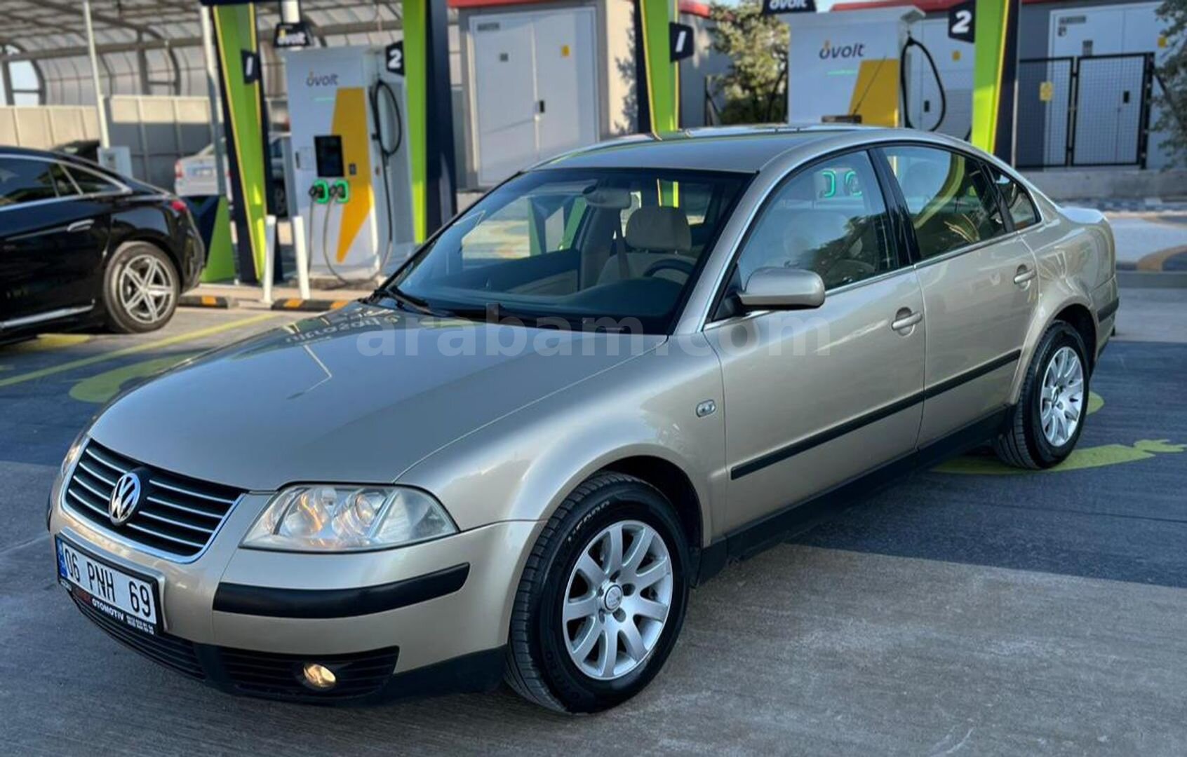 GALERİDEN VOLKSWAGEN PASSAT 1.9 TDİ COMFORTLİNE 2004 MODEL ANKARA