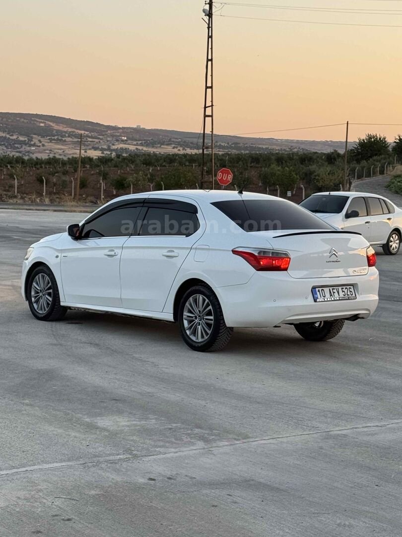 Galeriden Citroen C-Elysée 1.6 HDi Exclusive 2014 Model Gaziantep 194.000 km Beyaz 4