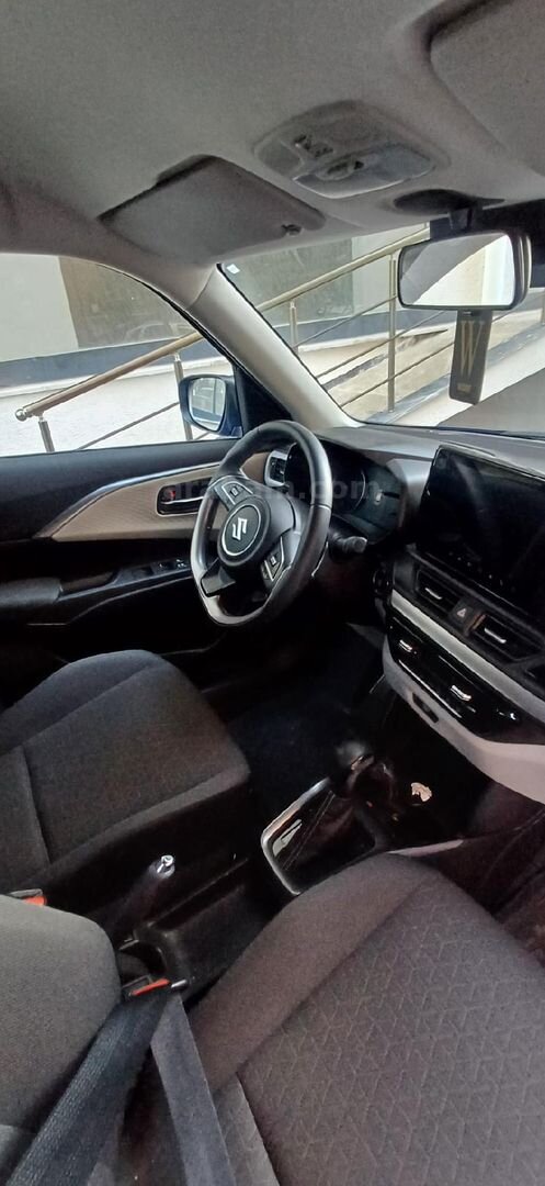 Sahibinden Suzuki Swift 1.2 Hibrit Pulse 2024 Model İstanbul 14.800 km Lacivert 5