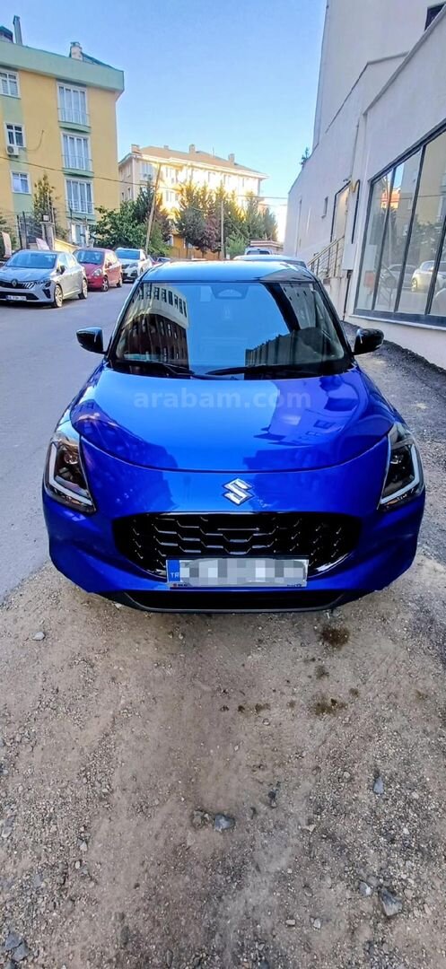 Sahibinden Suzuki Swift 1.2 Hibrit Pulse 2024 Model İstanbul 14.800 km Lacivert 1