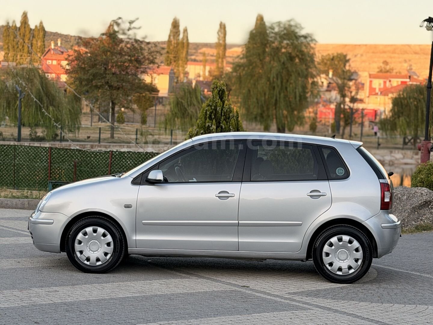 Galeriden Volkswagen Polo 1.4 Basicline 2004 Model Kütahya 193.000 km Gri 6