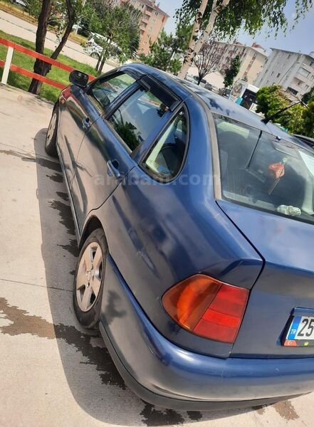 Sahibinden Volkswagen Polo 1.6 Classic 1998 Model Erzurum 285.000 km Mavi