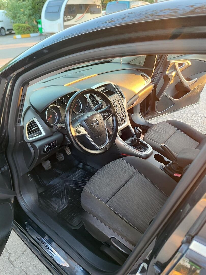 Sahibinden Opel Astra 1.6 Edition 2012 Model Bursa 174.000 km Siyah 7