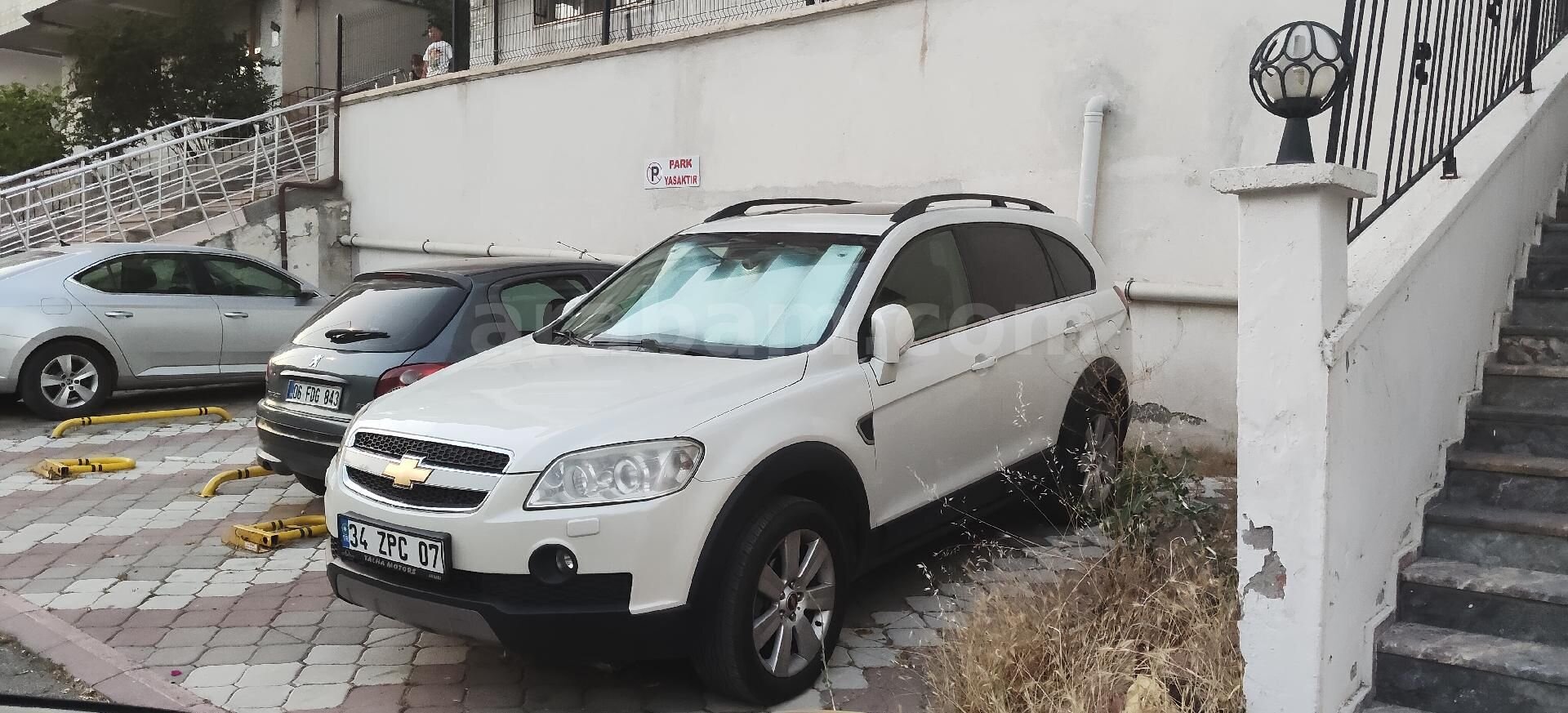 Değişensiz Chevrolet Captiva 2.0 D LT High 2011 Model 2