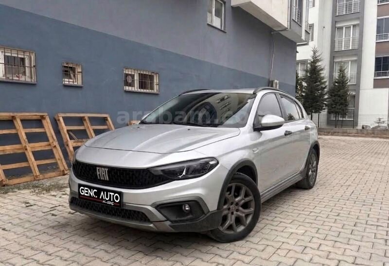 GENÇ AUTO'DAN HATASIZ BOYASIZ EGEA CROSS 0.68 KREDİ İMKANI İLE