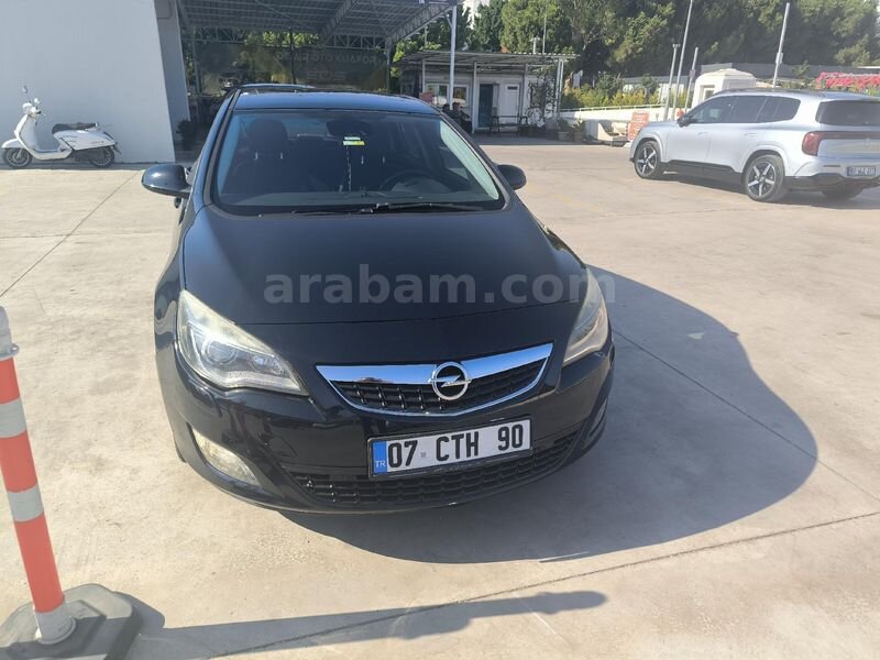 Sahibinden Opel Astra 1.4 T Cosmo 2011 Model Antalya 120.000 km Siyah 1