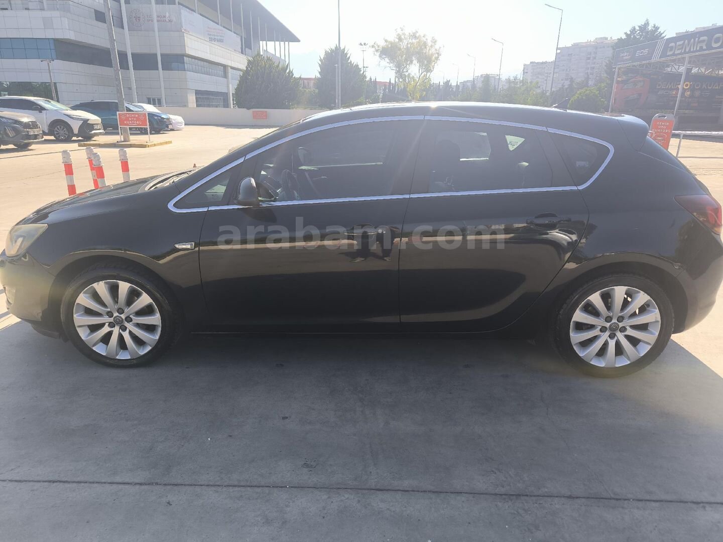 Sahibinden Opel Astra 1.4 T Cosmo 2011 Model Antalya 120.000 km Siyah 2