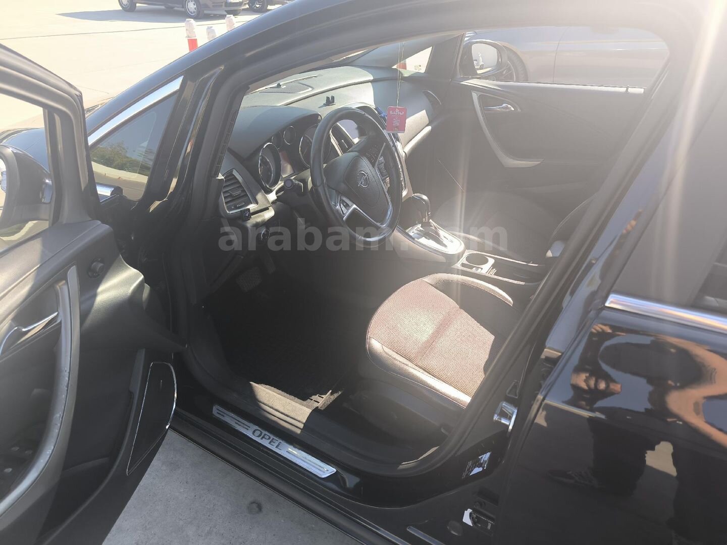 Sahibinden Opel Astra 1.4 T Cosmo 2011 Model Antalya 120.000 km Siyah 5