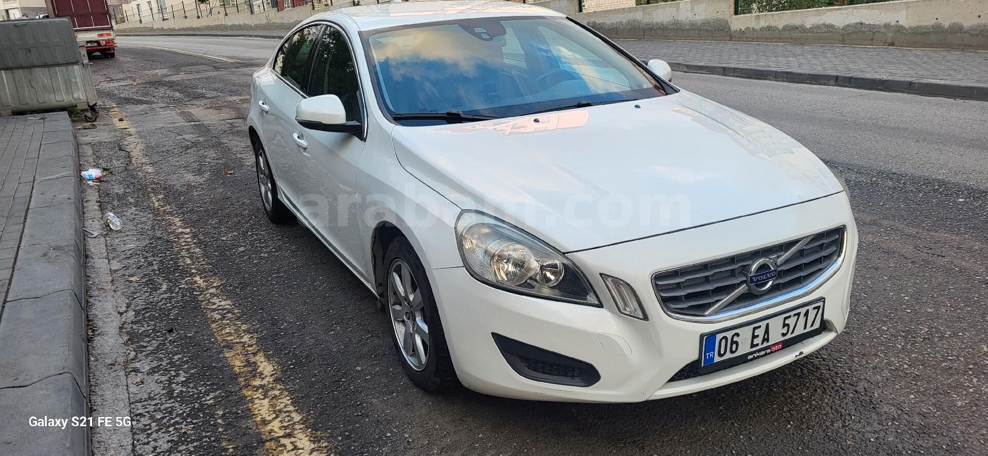 Sahibinden Volvo S60 1.6 D Premium 2013 Model Ankara 219.000 km Beyaz 2
