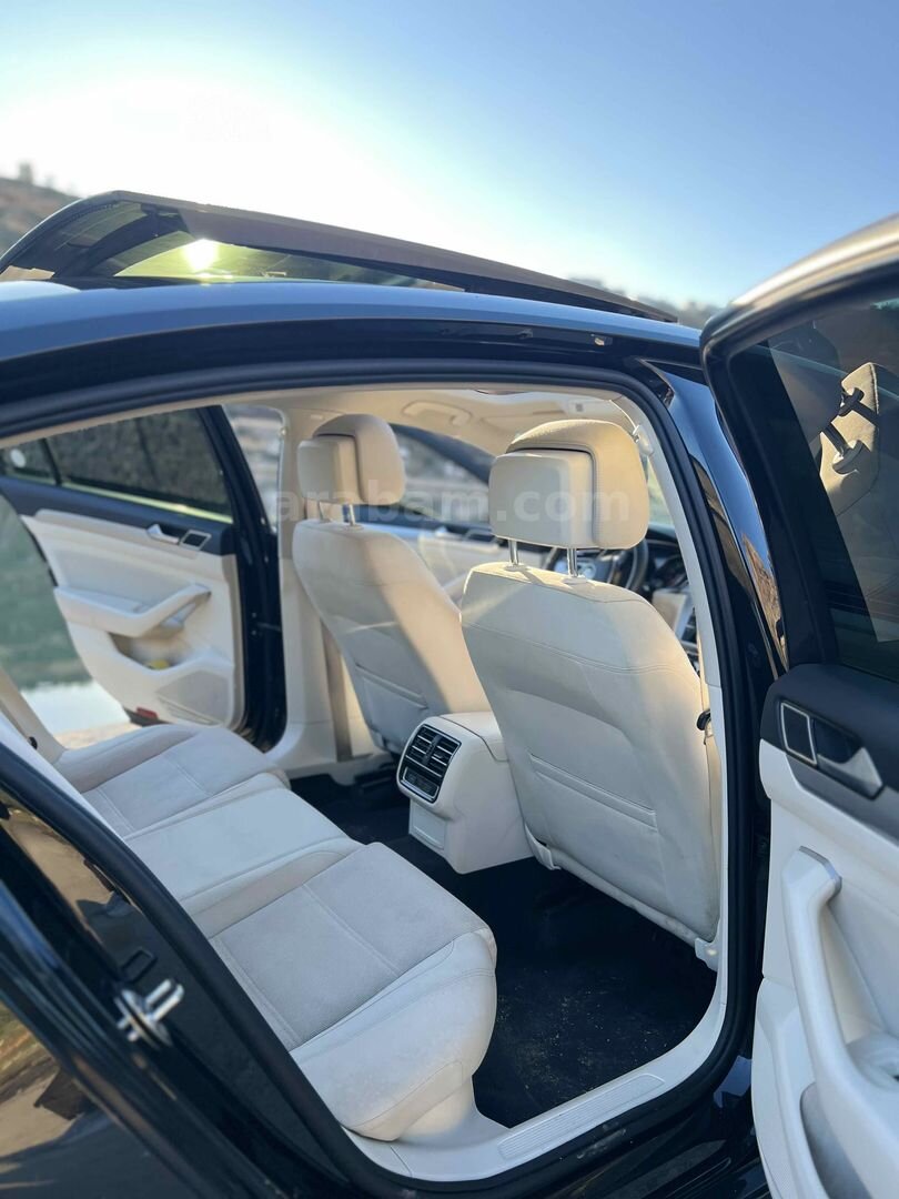 Sahibinden Volkswagen Passat 1.6 TDi BlueMotion Comfortline 2018 Model Diyarbakır 190.000 km Siyah 6