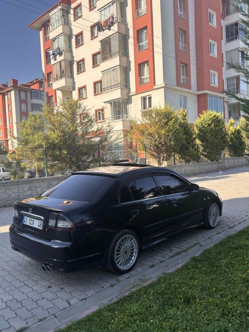 Sahibinden Honda Civic 1.6i VTEC ES 2004 Model Konya 380.123 km Füme 3