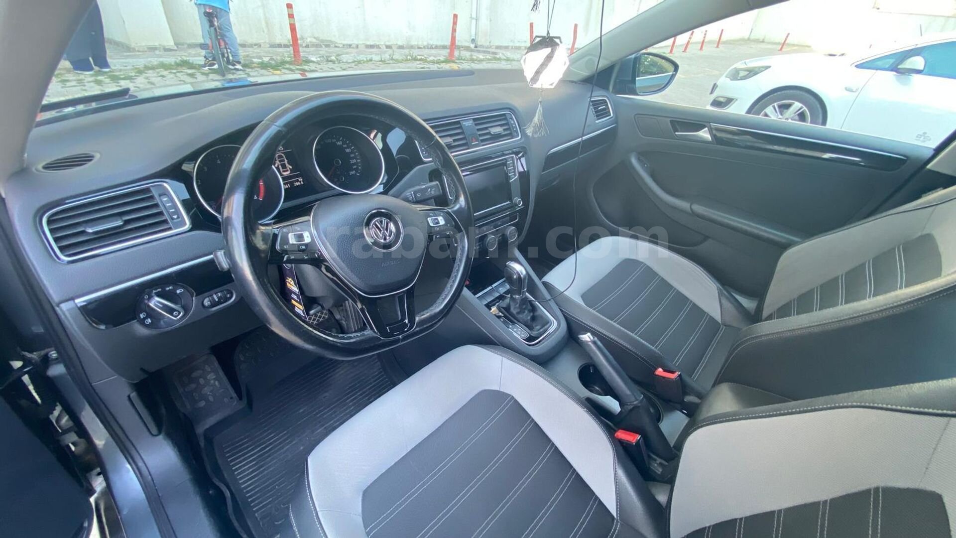 Sahibinden Volkswagen Jetta 1.4 TSi BlueMotion Comfortline 2017 Model Ankara 139.000 km Füme 5