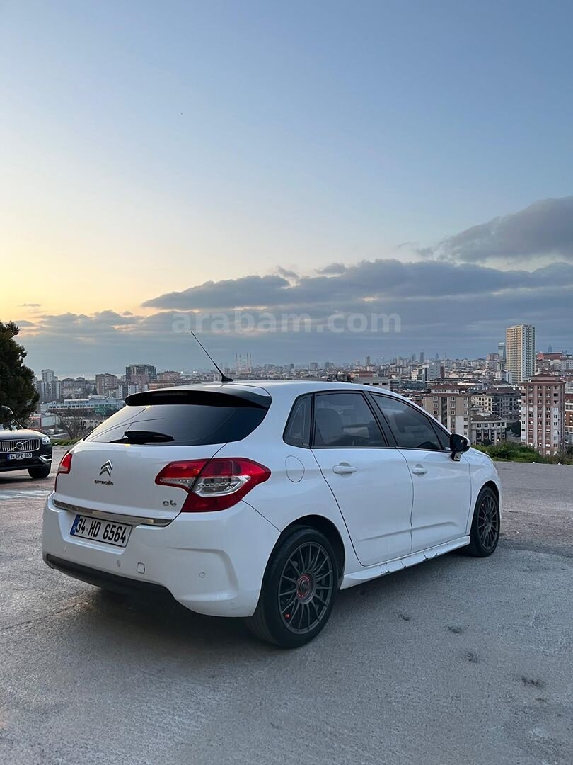 Sahibinden Citroen C4 1.6 HDi Attraction 2011 Model İstanbul 280.500 km Beyaz 6