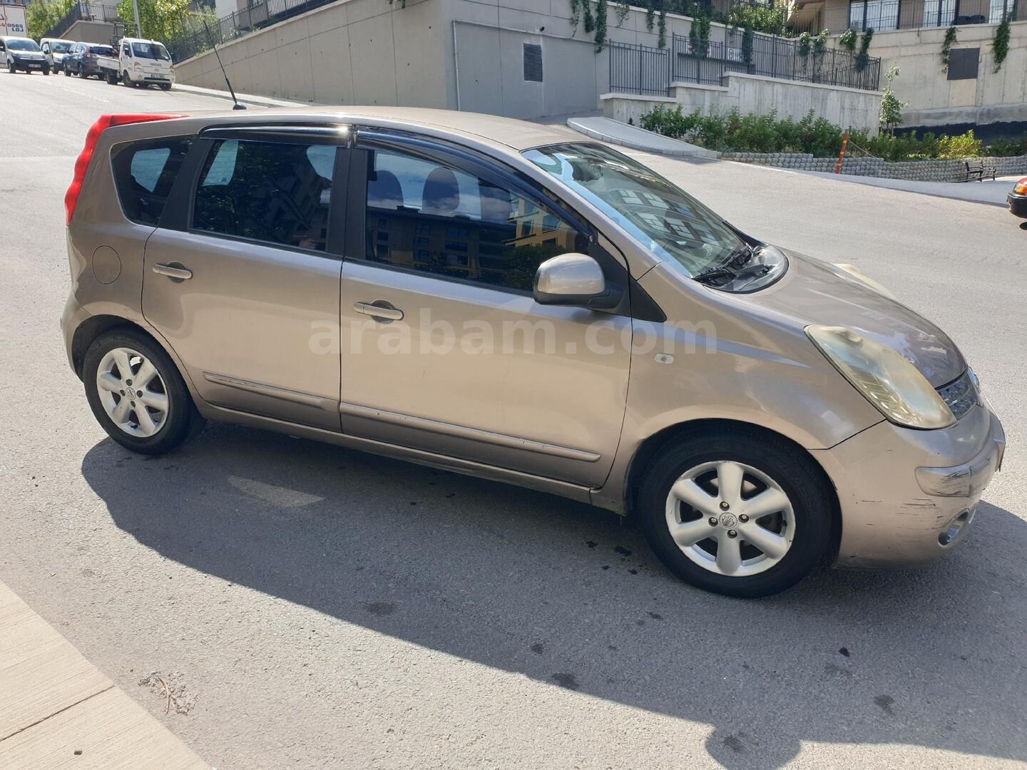 Sahibinden Nissan Note 1.5 dCi Tekna 2008 Model İstanbul 290.000 km Kahverengi 5