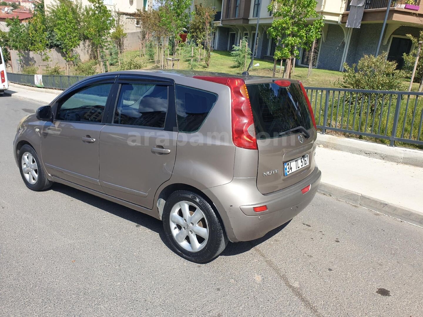 Sahibinden Nissan Note 1.5 dCi Tekna 2008 Model İstanbul 290.000 km Kahverengi 7