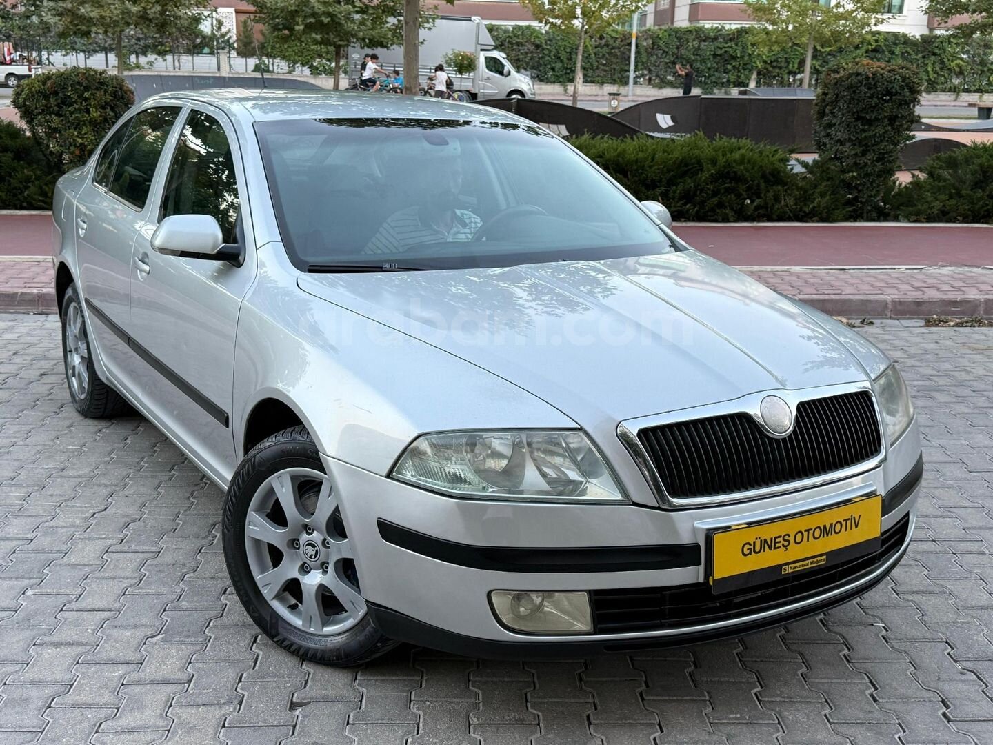 GÜNEŞ OTOMOTİV SKODA OCTAVİA A5 KASA DEĞİŞENSİZ ÇİÇEK GİBİ 6
