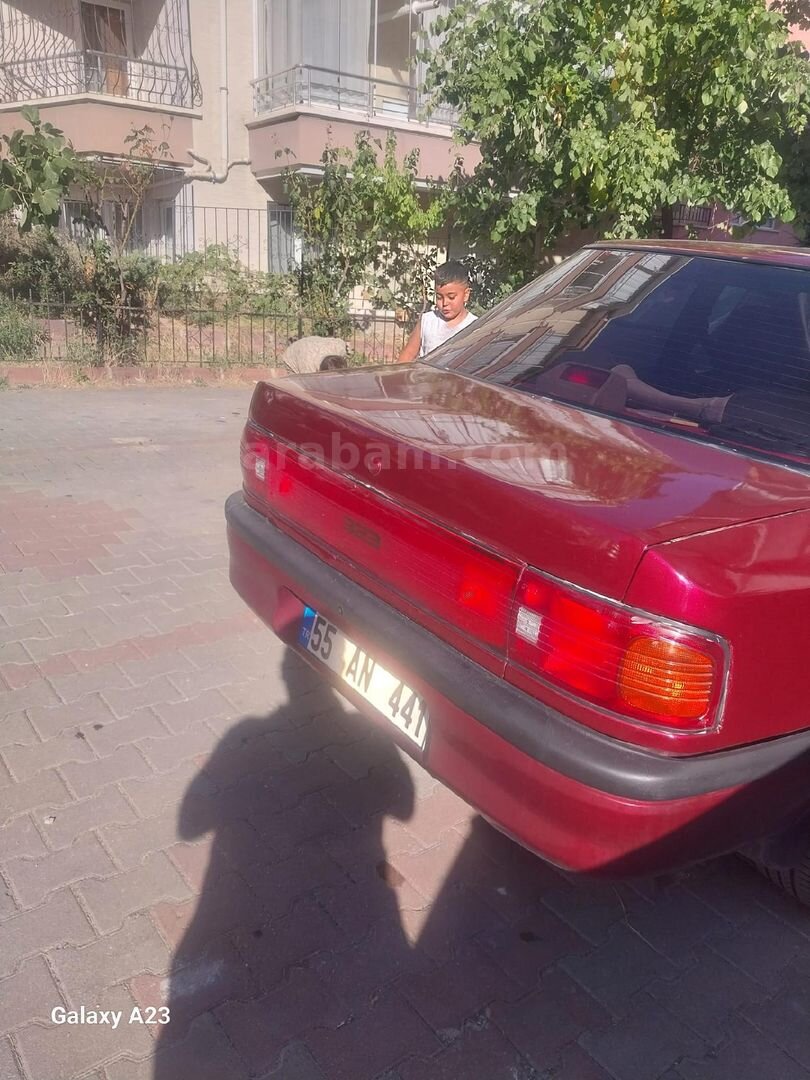 Sahibinden Mazda 323 1.6 GLX 1994 Model 4