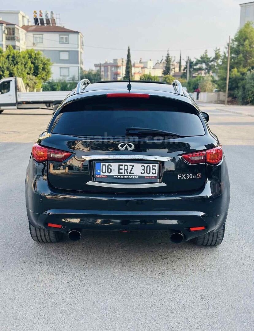 Sahibinden Infiniti FX FX30d S 2010 Model Antalya 288.000 km Siyah 6