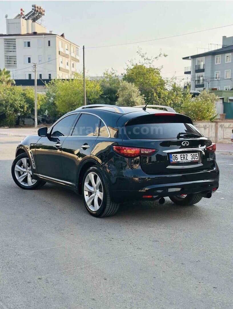 Sahibinden Infiniti FX FX30d S 2010 Model Antalya 288.000 km Siyah 4