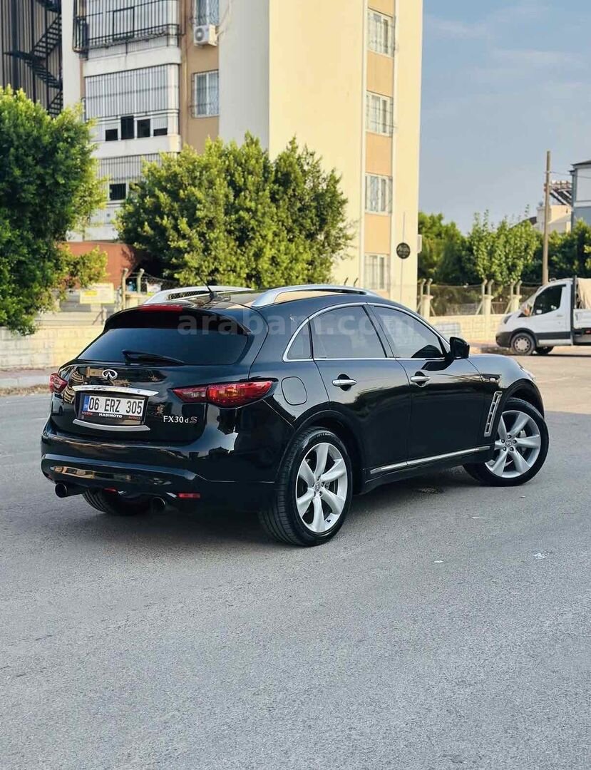 Sahibinden Infiniti FX FX30d S 2010 Model Antalya 288.000 km Siyah 5