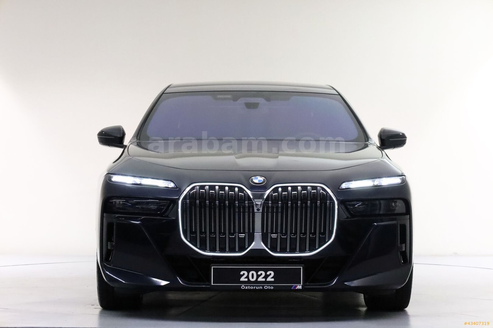 ÖZTORUN OTO - 2022 - BMW 740d xDrive - M Excellence 3