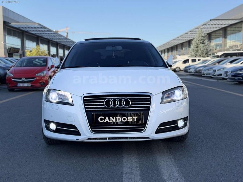 CANDOST AUTO'DAN CAM TAVANLI AUDİ A3 7