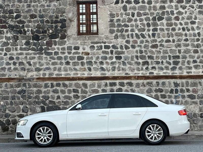 2014 MODEL AUDi A4 2.0 TDİ MULTİTRONİC 5