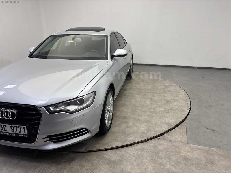 NARLI'DAN 2013 YETKİLİ SERVIS BAKIMLI 177BG 2.0TDI 2