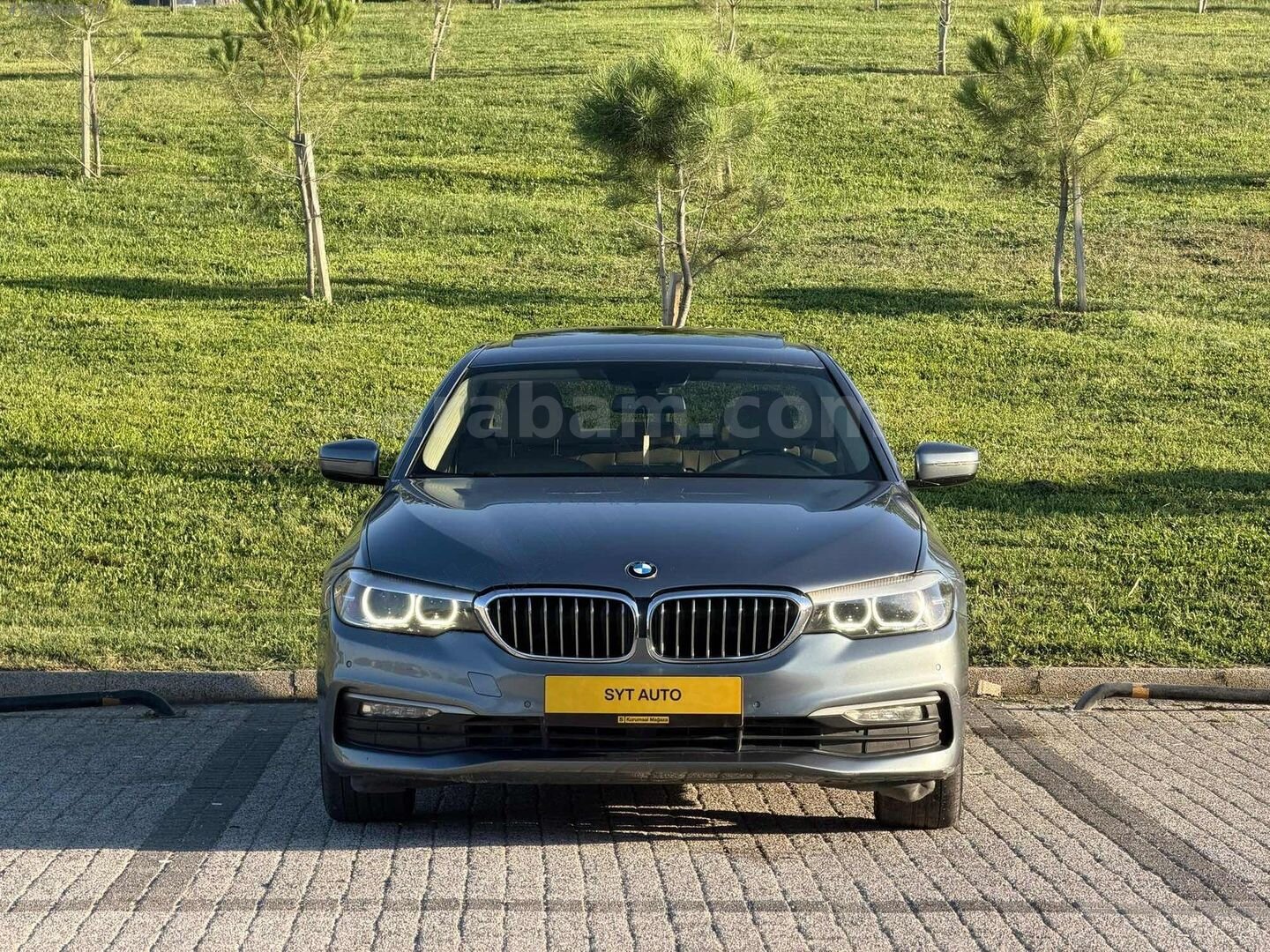 SYT AUTODAN BMW 520İ 1