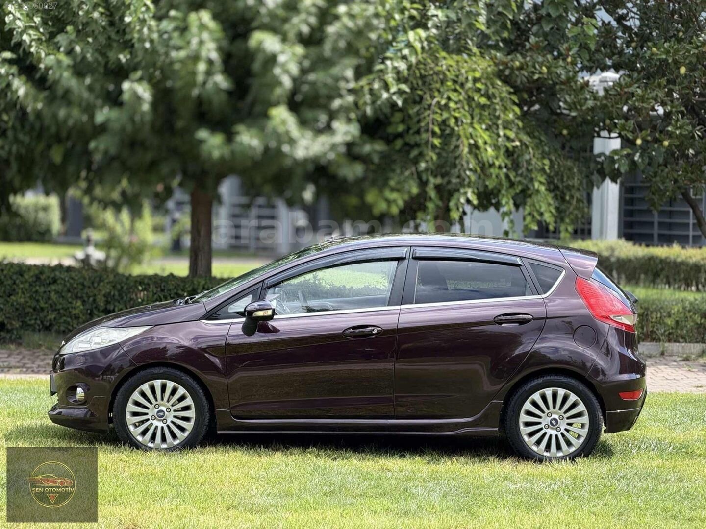 ÇOK TEMİZ/2009 MODEL/218 KM/FORD FİESTA 1.4 TDCİ/TİTANİUM 4