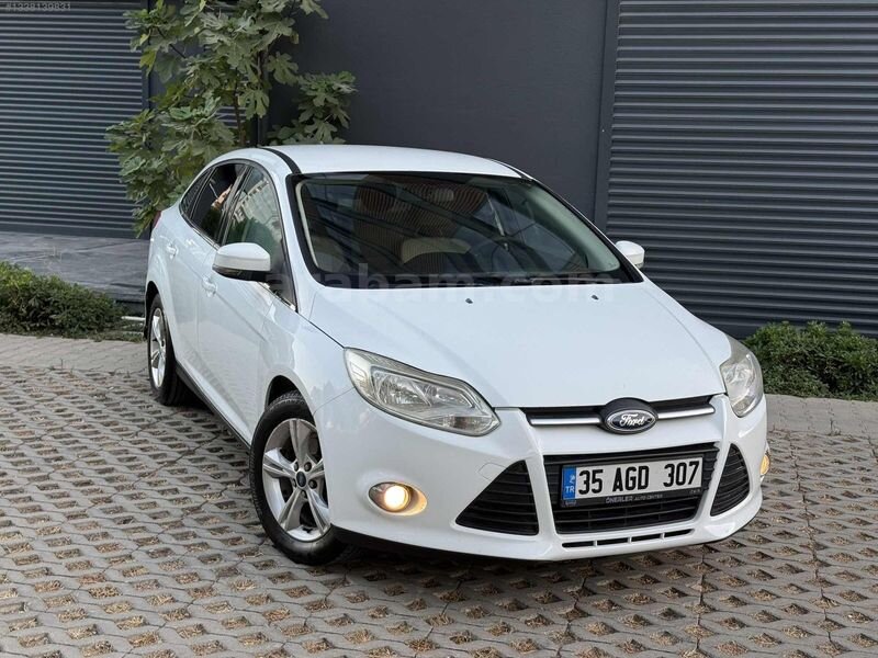 2014 FORD FOCUS 1.6 TDCİ TRENDX DEĞİŞENSİZ BAKIMLI