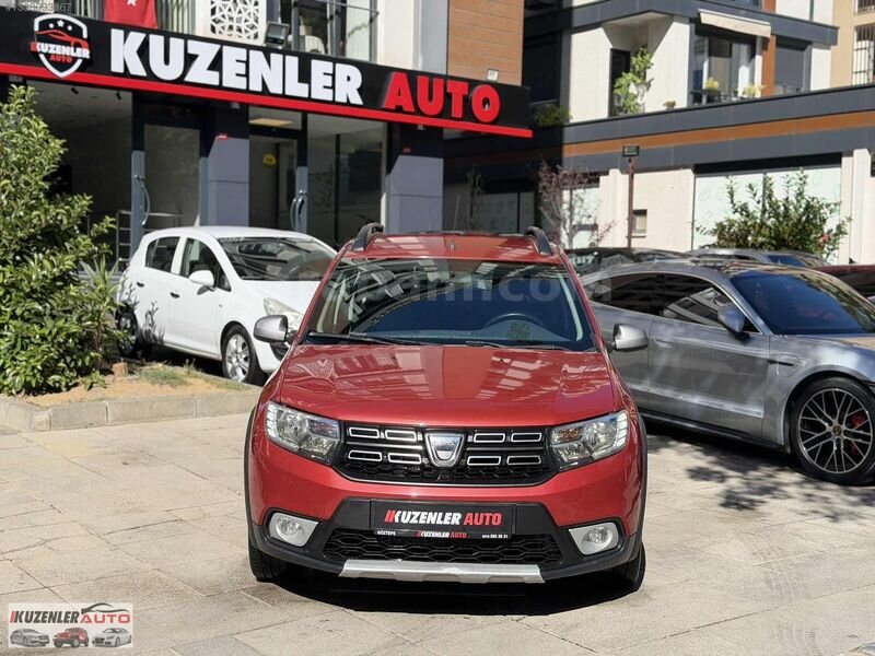 KUZENLER 2017 DACİA SANDERO 0.9 TCE STEPWAY 82.000'KM