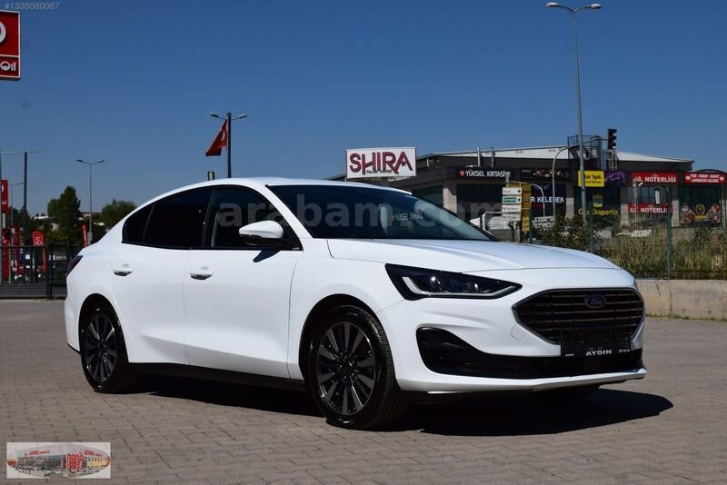 2025 FORD FOCUS 1.5 ECOBLUE TİTANYUM / 6.001 KM/HATASIZ