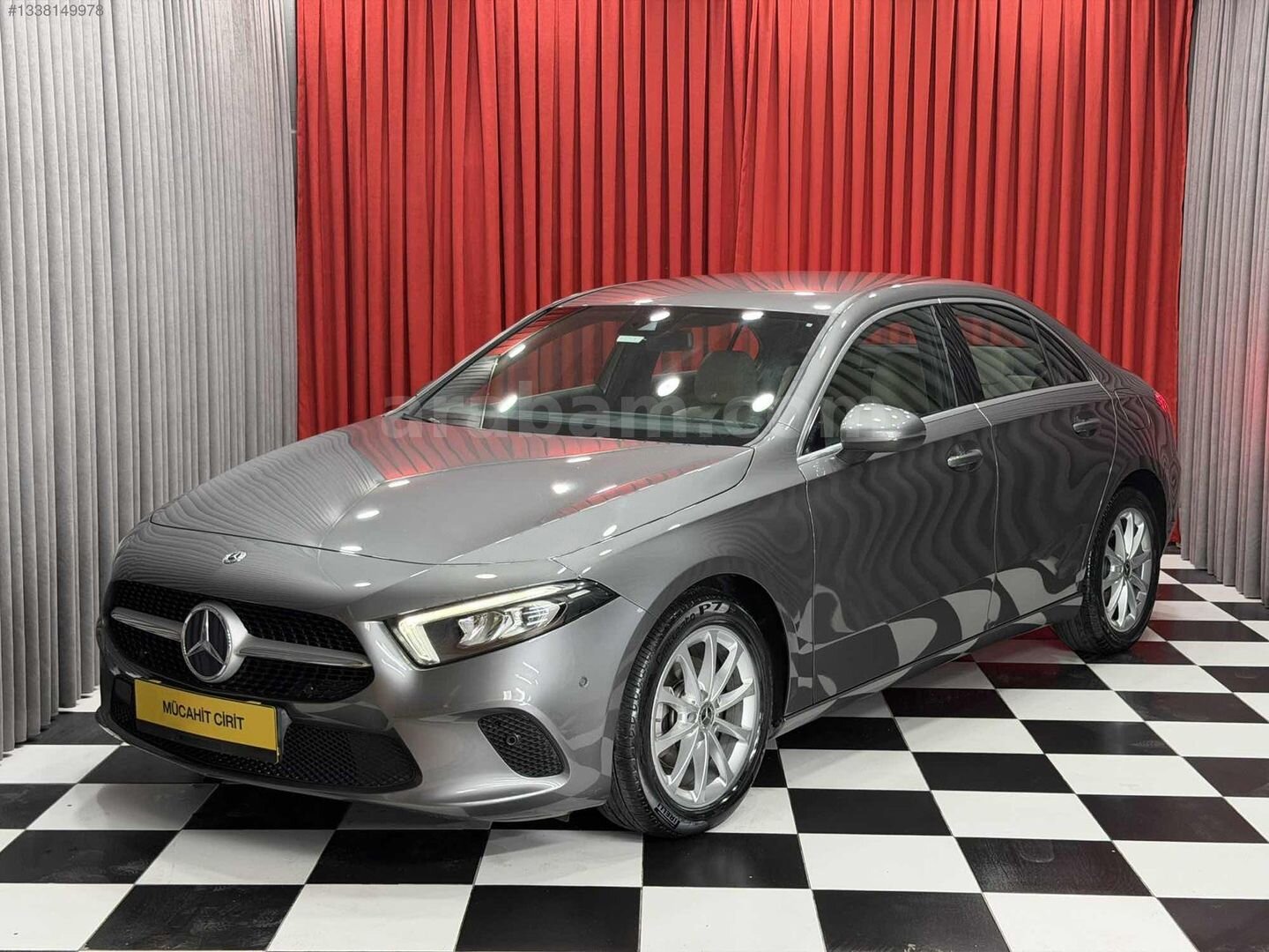 HATASIZ BOYASIZ MERCEDES A180 SEDAN İLK SAHİBİNDEN 33.000 KM 2