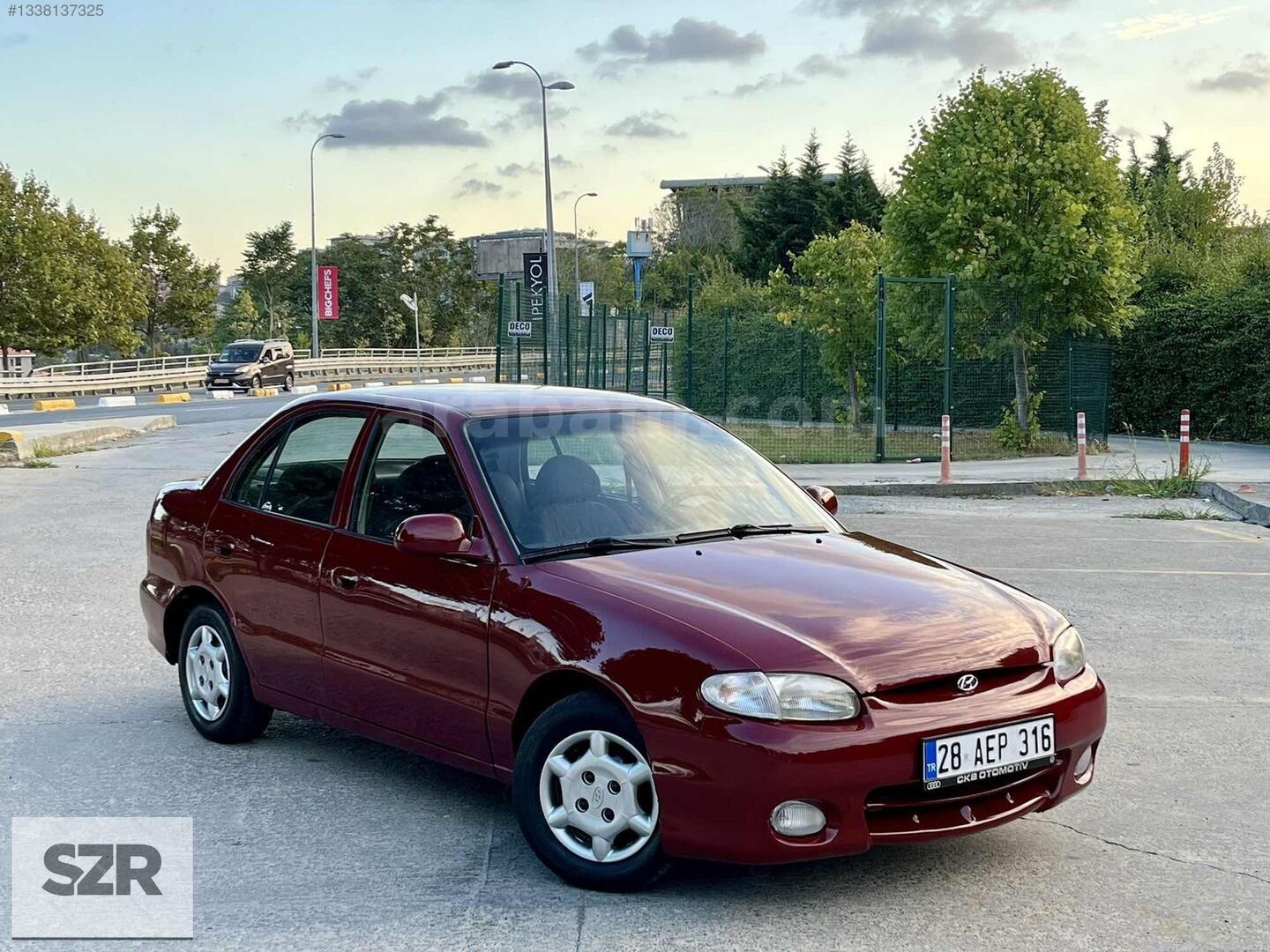 SZR MOTORS'DAN KLİMALI-MUAYENELİ 1998 ACCENT 1.5 GLS LPG'Lİ 5