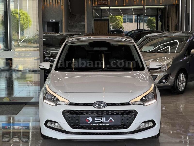 2017 HYUNDAİ İ20 STYLE 93.000 KM'DE CAM TAVAN'LI HATASIZ