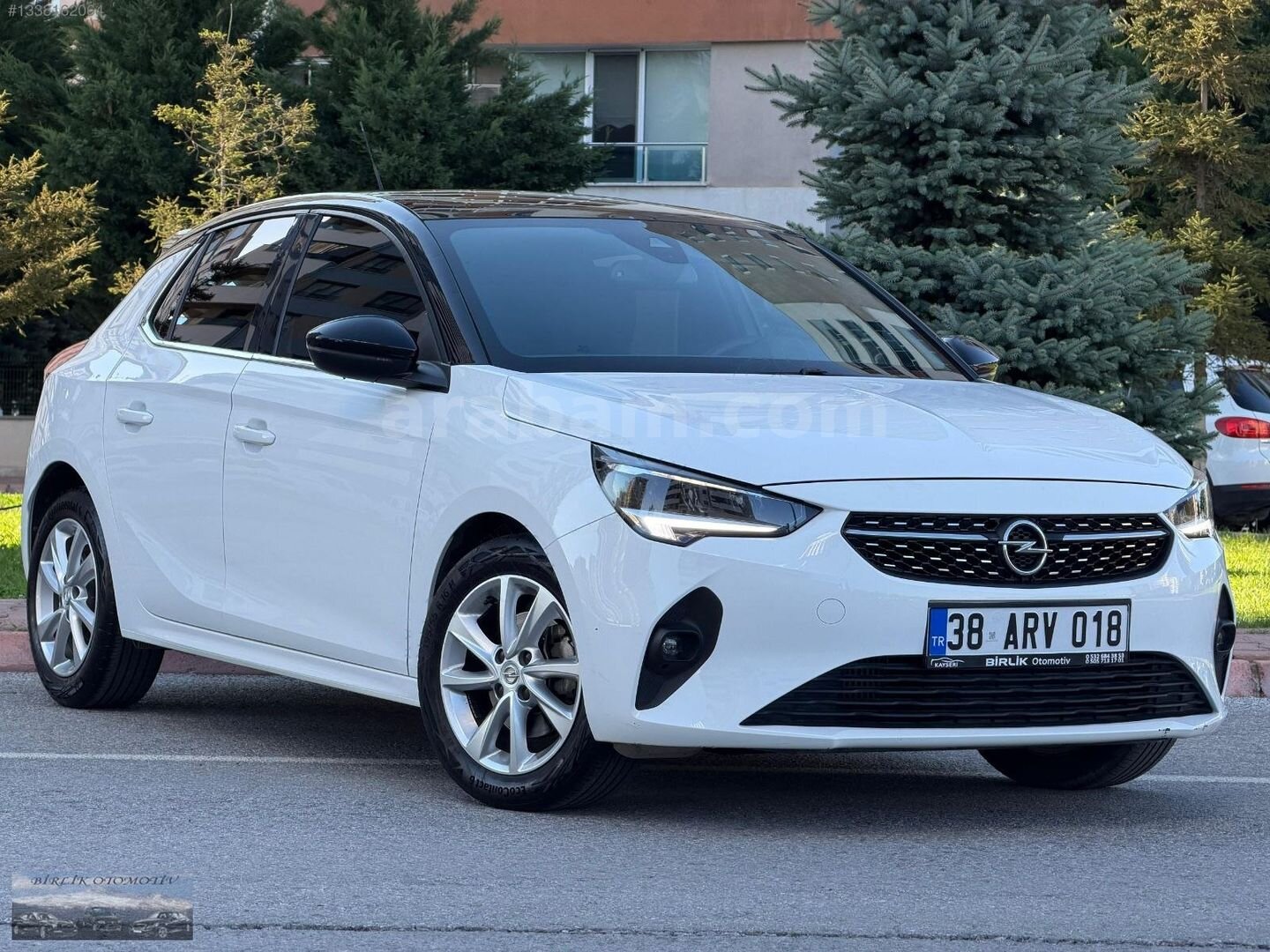 HATASIZ OTOMATİK CAM TAVAN 2023 39 BİN KM 1.2T ELEGANCE 2
