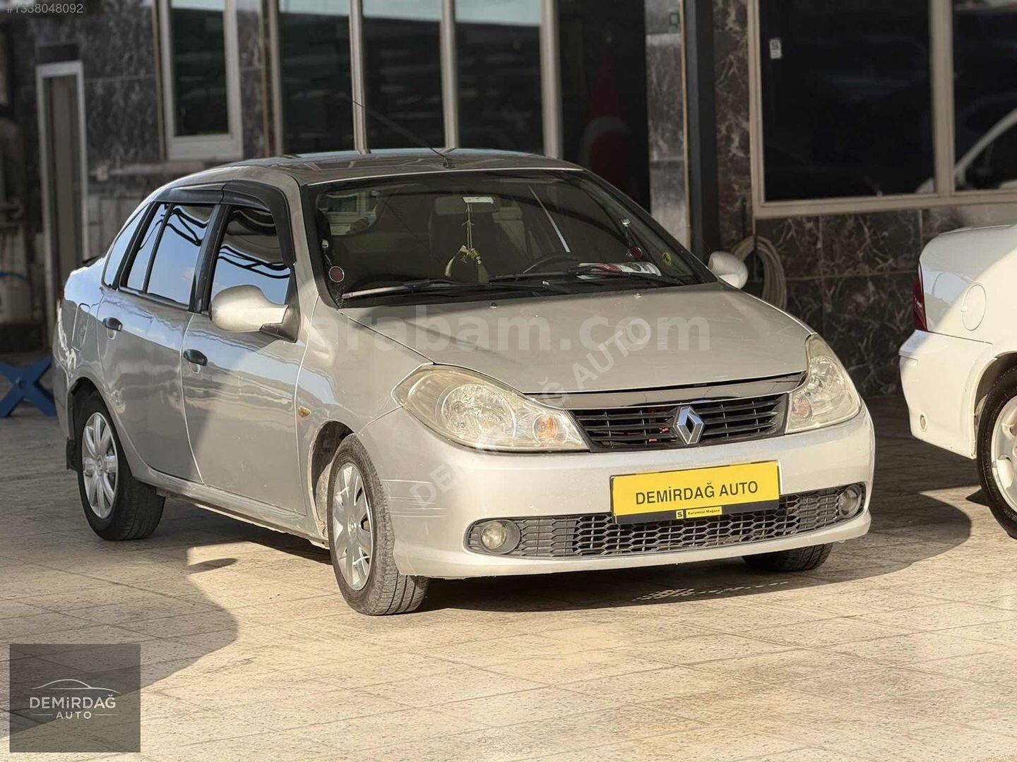 1.5 dizel orijinal km temiz bakımlı 1
