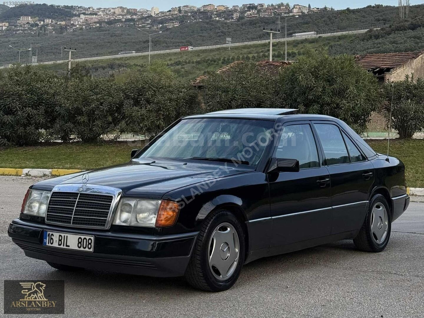 ARSLANBEY MOTORSTAN NADİR TEMİZLİKTE MERCEDES W124 4