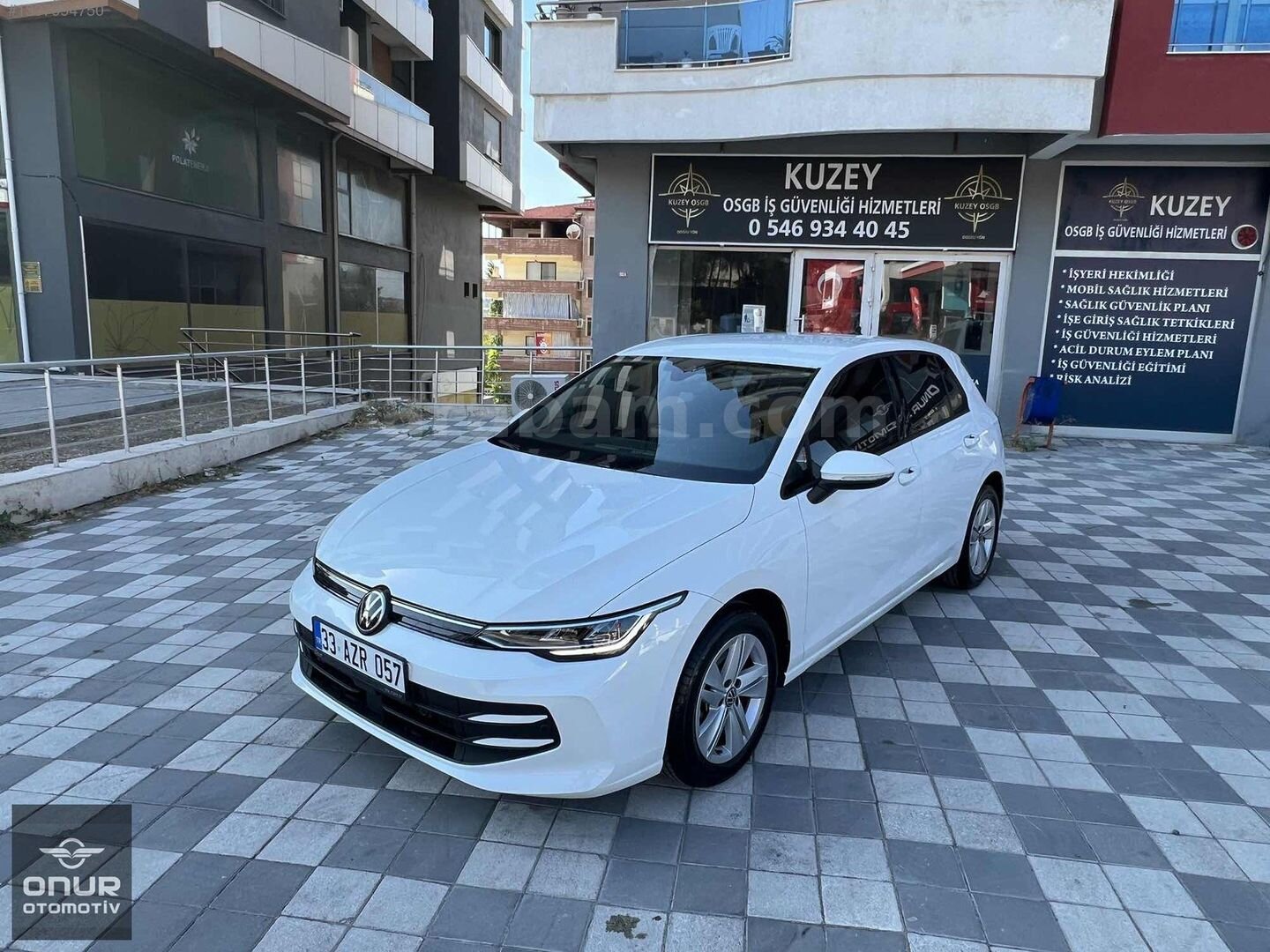2025 ÇIKIŞLI VOLKSWAGEN GOLF 1.5 eTSİ LİFE DSG 20 BİN BOYASIZ 4