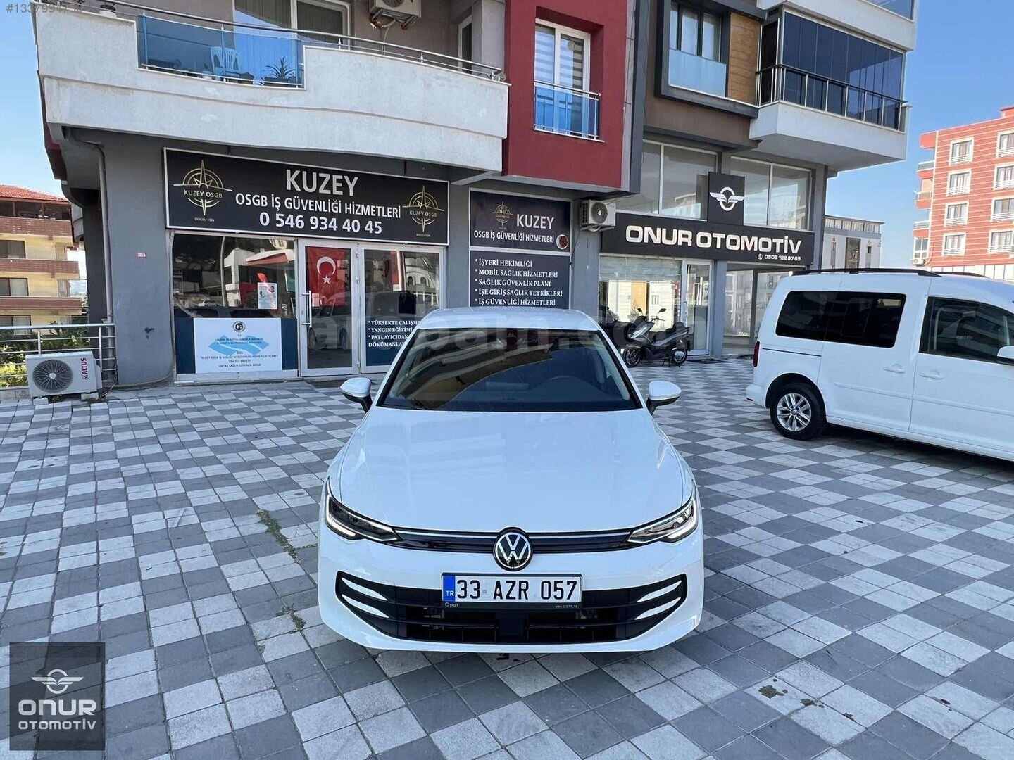 2025 ÇIKIŞLI VOLKSWAGEN GOLF 1.5 eTSİ LİFE DSG 20 BİN BOYASIZ 7